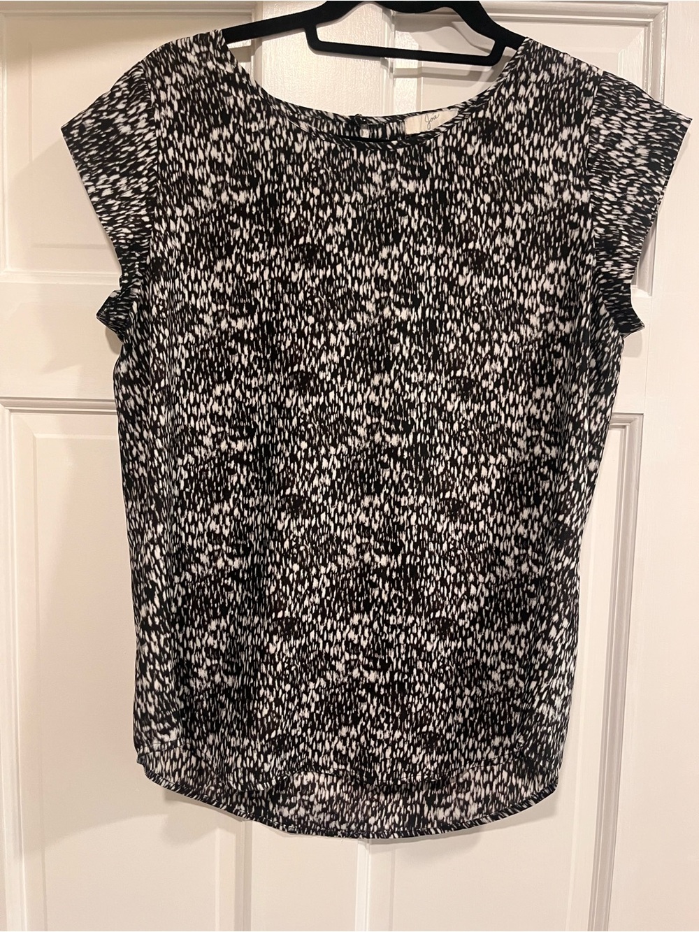 Joie Black and White Abstract Cap-Sleeve Blouse